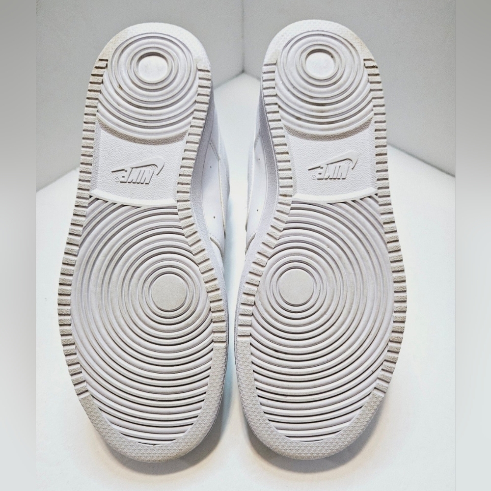 Nike Court Vision Mid Triple White Men's Shoes/Sneakers DC5466-100 Size 10 - Picture 3 of 11